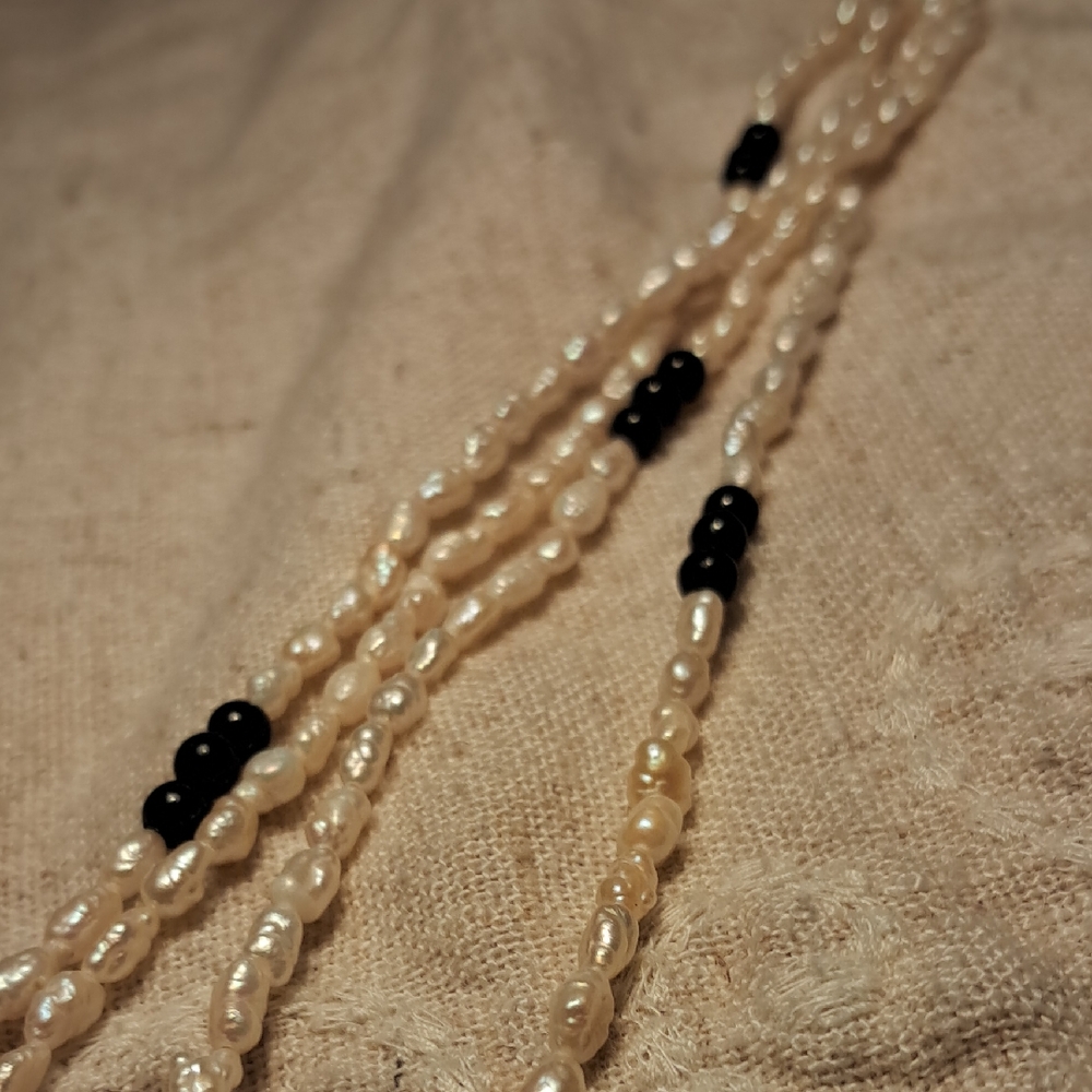 Classic Pearl and Black Bead Necklace
